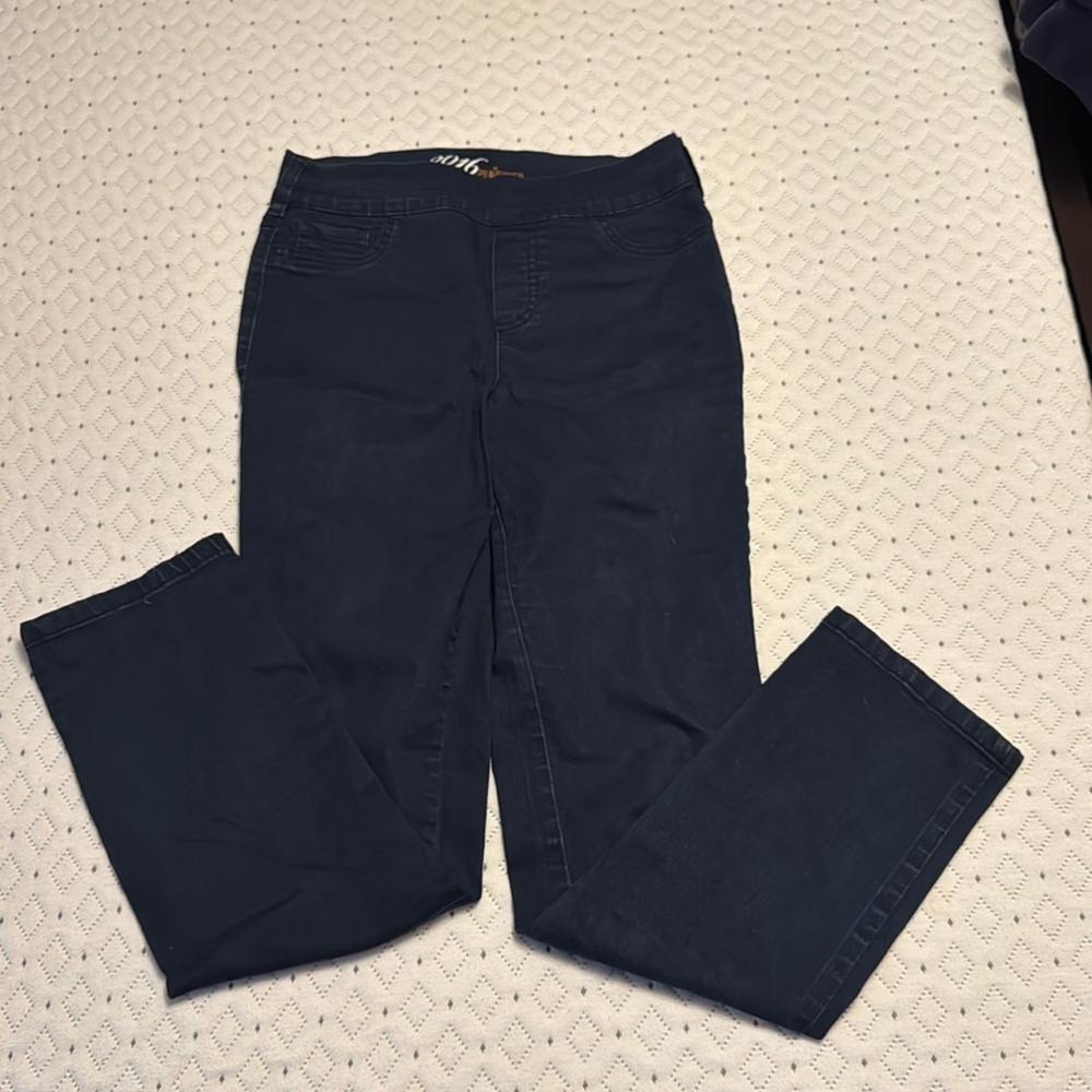 2016 by parasuco jeans. Size 6x30. Dark blue, pull up slim for